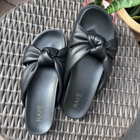 Raye black Sandals - Picture 7 of 9